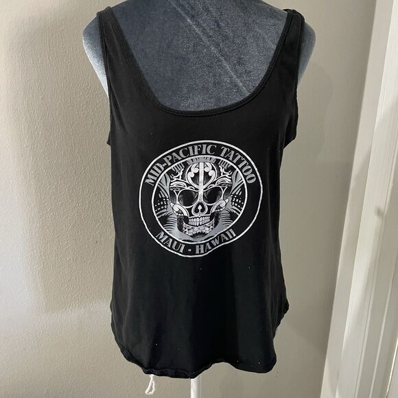 District Tops - Mid Pacific Tattoo Tanktop Woman’s Size Large Black